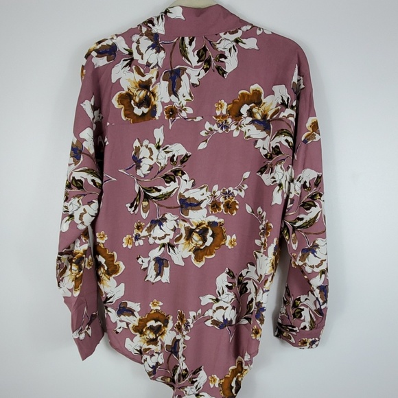 Shein blouse - Picture 7 of 8